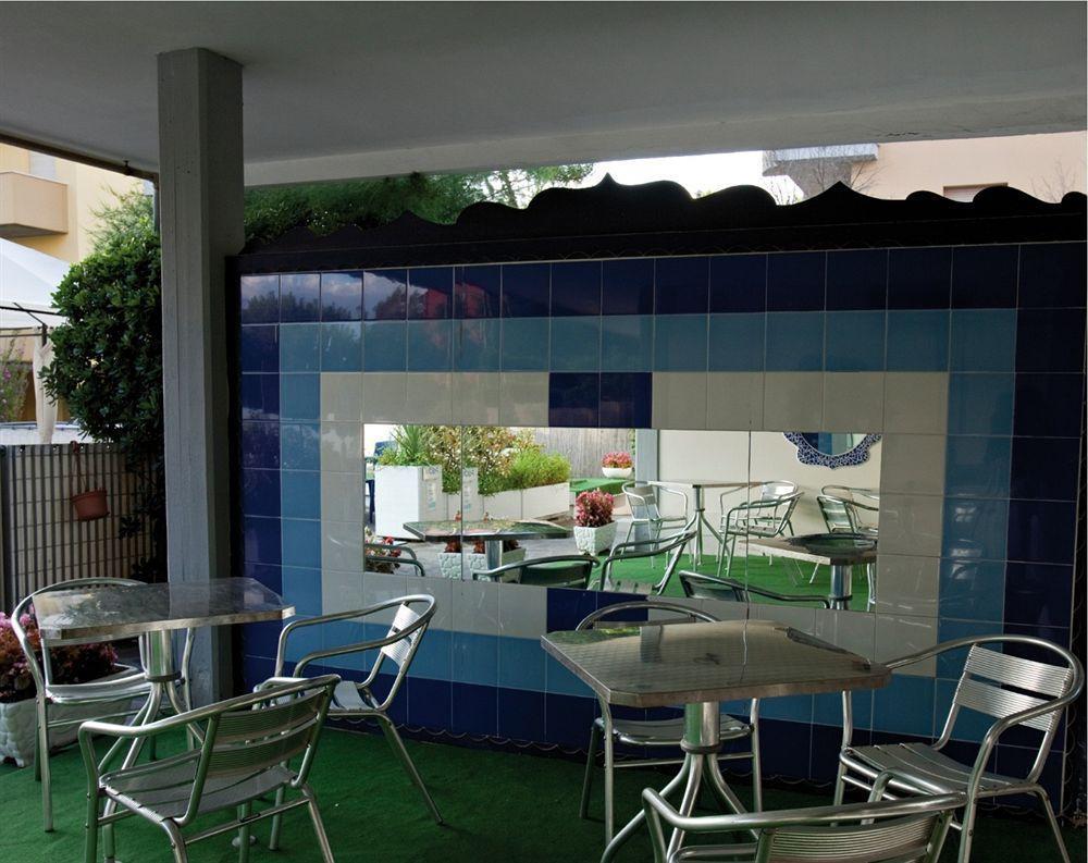 Hotel B&B Avana Lido Di Savio Exterior foto
